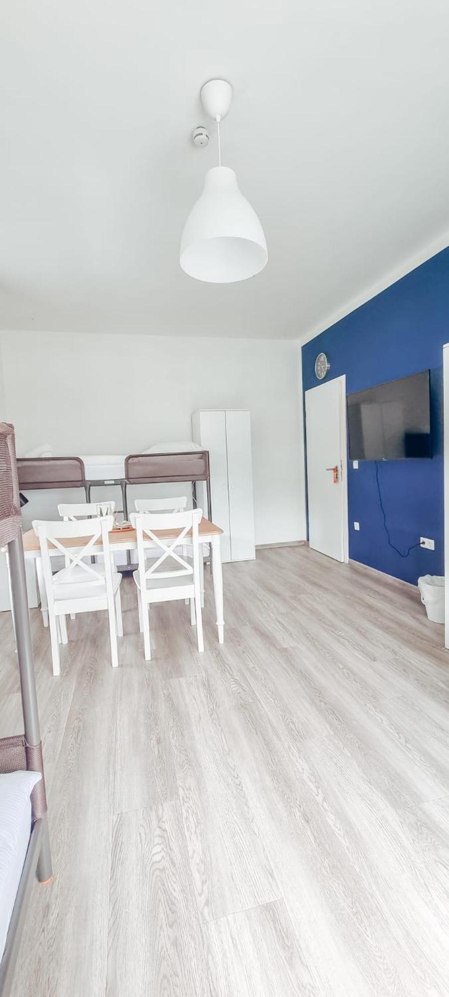 Sechsbettzimmer "Blau" In Zentraler Lage BRE Exterior foto